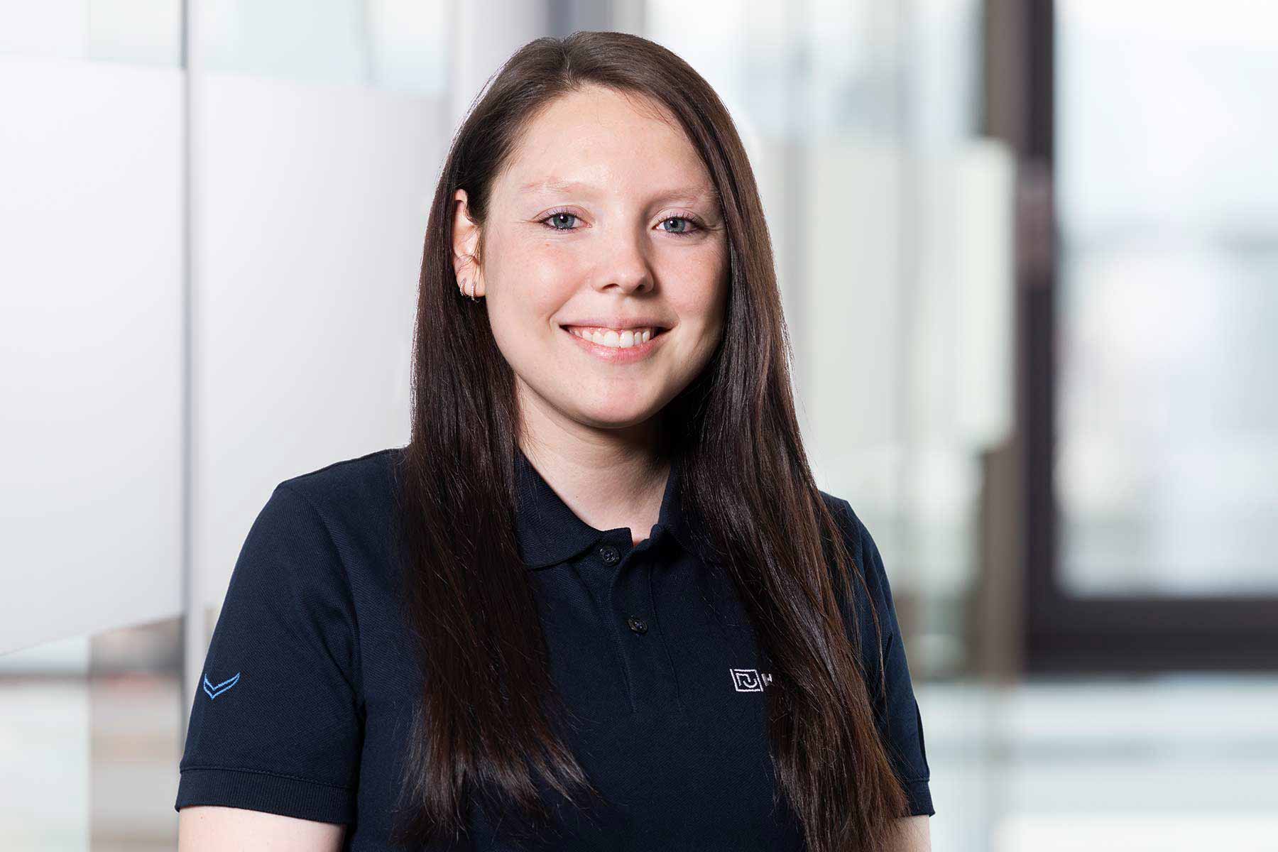 Julia Drexler stellvertretende Bereichsleiterin Edelstahl- und Aluminiumtechnik